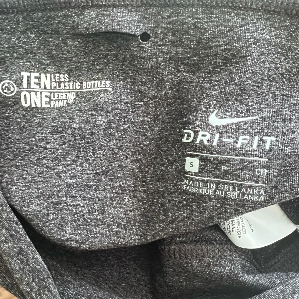 Nike dark gray dri fit leggings